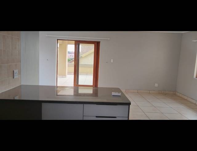 3 BEDROOM PENTHOUSE TO LET IN REYNO RIDGE